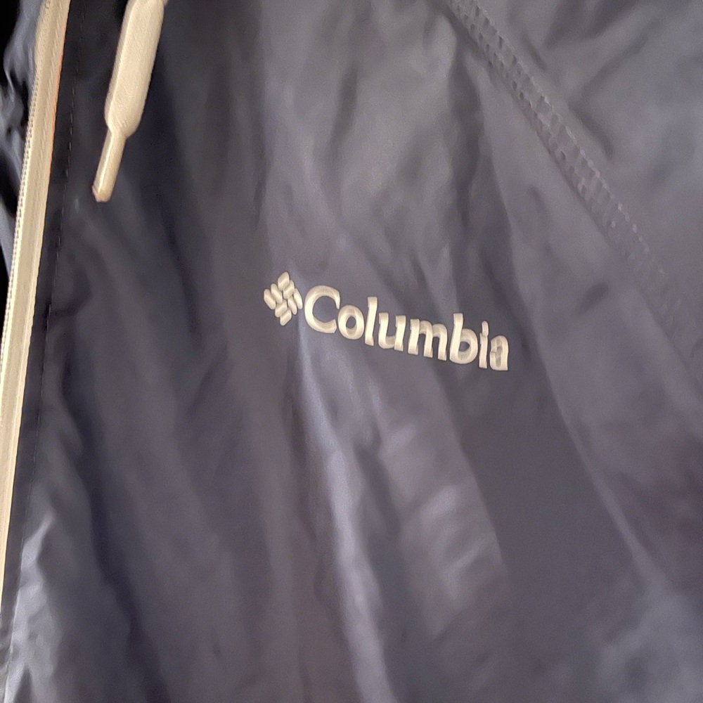 Columbia Dark Blue and Coral windbreaker Woman’s size S used - Picture 10 of 14